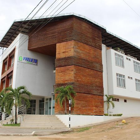 Vuelo 78 Hotel Tarapoto Extérieur photo